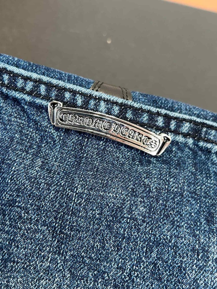 1:1 quality version Washed Blue Leather Cross Patch Raw Edge Five Pocket Unisex Denim Shorts 29319460