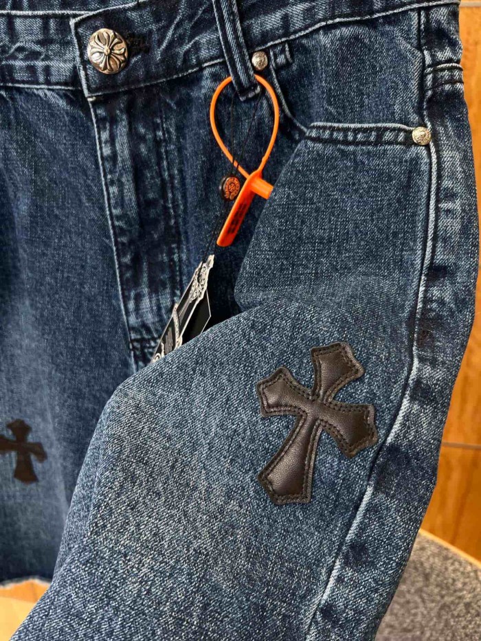 1:1 quality version Washed Blue Leather Cross Patch Raw Edge Five Pocket Unisex Denim Shorts 29319460