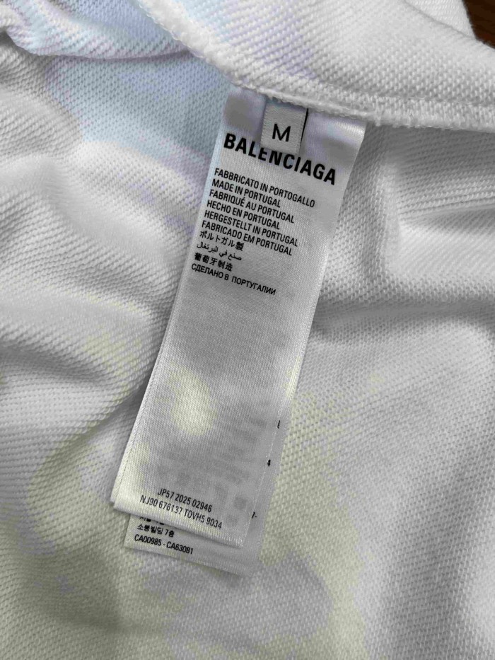 1:1 quality version  Drawstring Elastic Waist Raw Edge Hem Cracked Green Paint Letter Print Wide Leg Five Inch Athletic Sweat Shorts 29321419