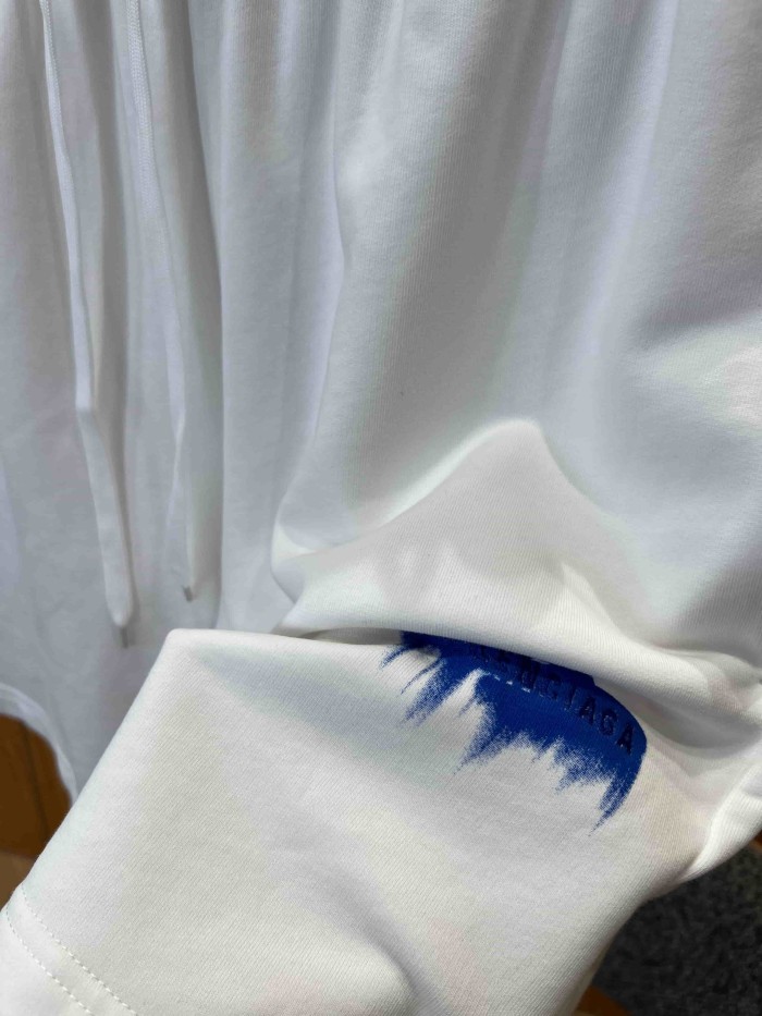 1:1 quality version  Double Drawstring Elastic Waist Single Side Blue Melting Drip Letter Print Loose Five Point Sweat Shorts 29321610