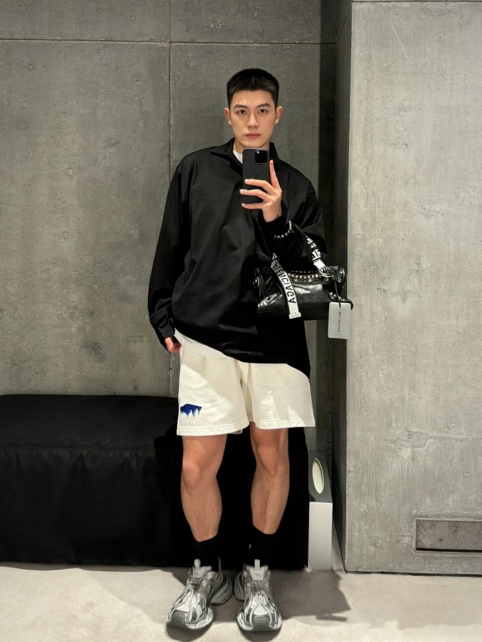 1:1 quality version  Double Drawstring Elastic Waist Single Side Blue Melting Drip Letter Print Loose Five Point Sweat Shorts 29321610
