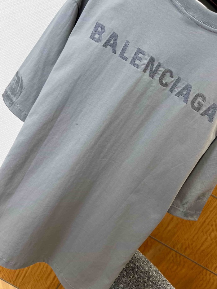 1:1 quality version Letter Embroidery Back Large Letter Print Bottom Gradient Scratch Mottled Distressed Oversized T-shirt 2 colors 29321475