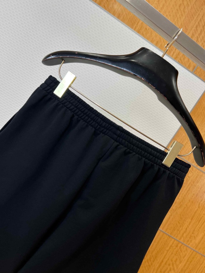 1:1 quality version Drawstring Waist Five Inch Side Curved Tiny Logo Embroidery Sweat Shorts 29321446