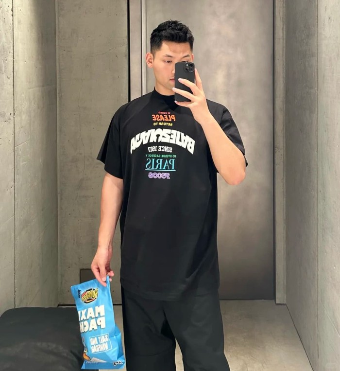 1:1 quality version  Arch Vintage Script Letter Paris Address Zip Code Multi Layout Slogan Print Oversized T-shirt 29321520