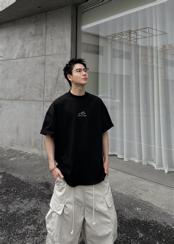 1:1 quality version Curved Line Small Logo Back Neck Tiny Letter Print Oversized T-shirt 2 colors 29321453