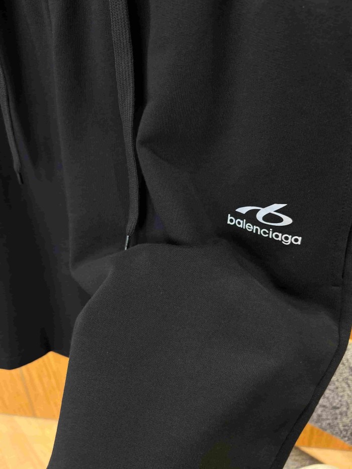 1:1 quality version Drawstring Waist Five Inch Side Curved Tiny Logo Embroidery Sweat Shorts 29321446