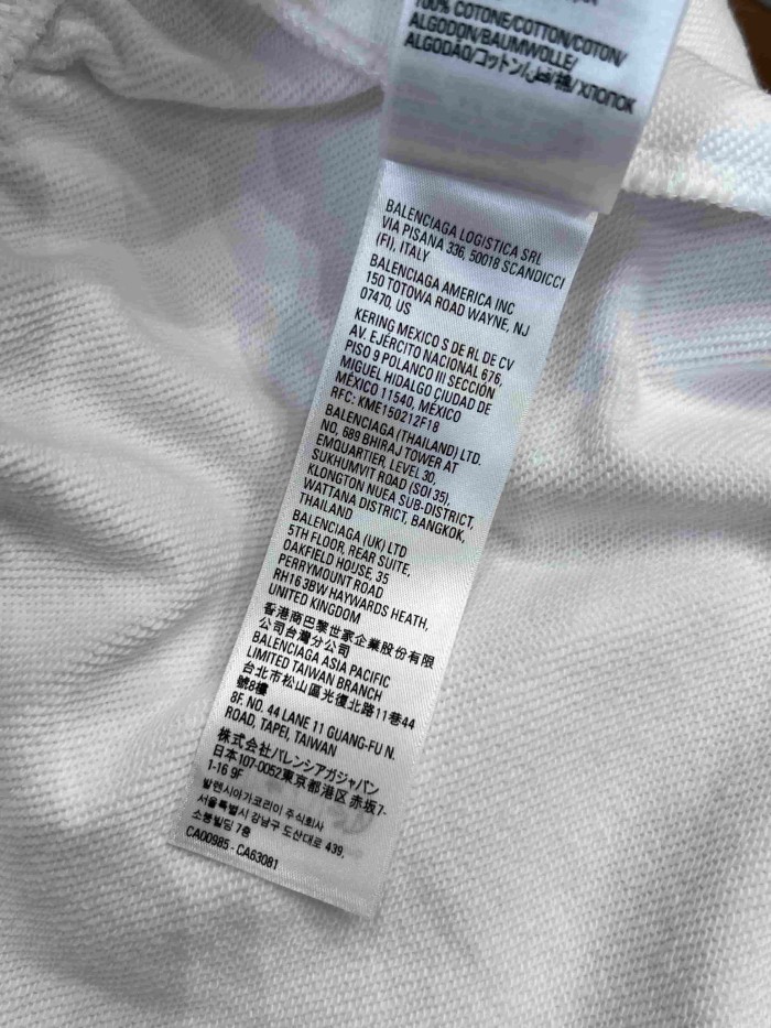 1:1 quality version  Drawstring Elastic Waist Raw Edge Hem Cracked Green Paint Letter Print Wide Leg Five Inch Athletic Sweat Shorts 29321419