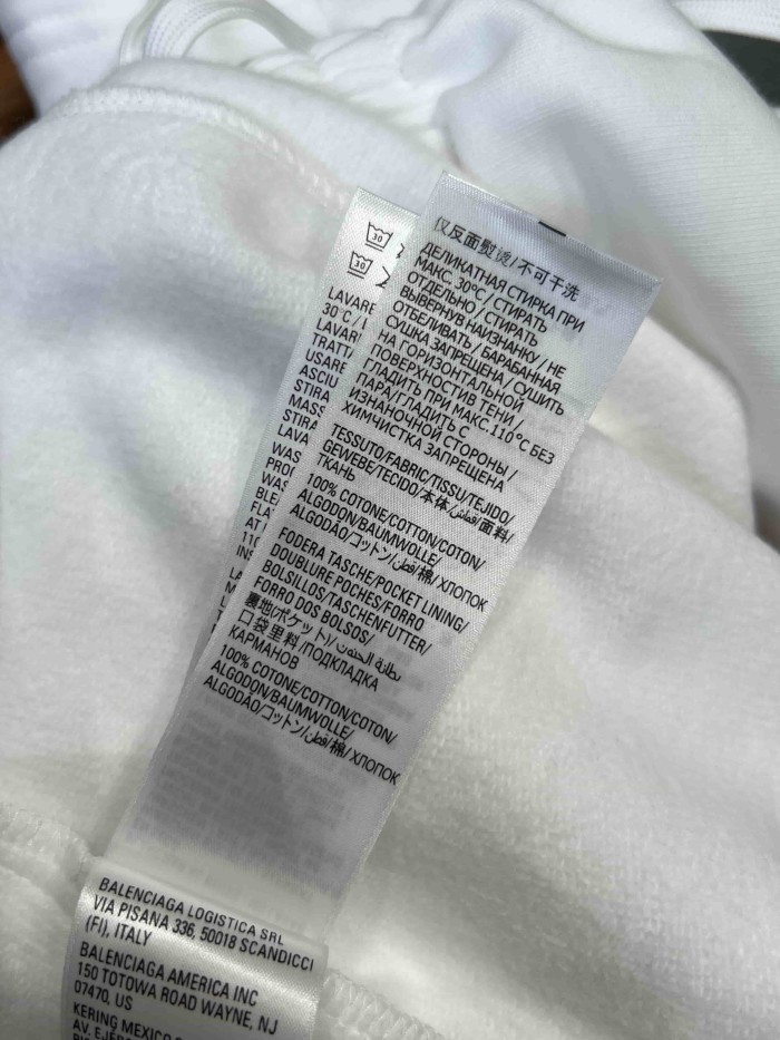 1:1 quality version  Double Drawstring Elastic Waist Single Side Blue Melting Drip Letter Print Loose Five Point Sweat Shorts 29321610