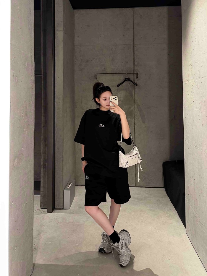 1:1 quality version Drawstring Elastic Waist Side Mini Triangle Logo Letter Print Straight Loose Five Inch Beach Athletic Shorts 2 colors 29321443