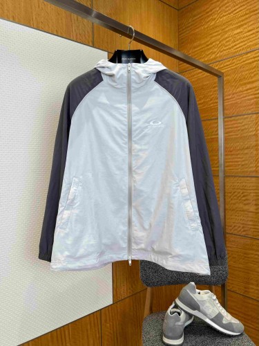 1:1 quality version Raglan Hooded Sun Protection Jacket Double Front Zipper Curved Small Logo Print Lightweight Breathable Sun Coat 29321122