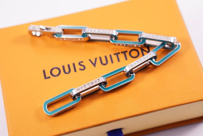 Sky Blue Enamel Monogram Paperclip Thick Chain Bracelet 29321603
