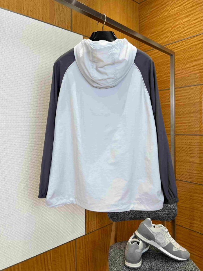 1:1 quality version Raglan Hooded Sun Protection Jacket Double Front Zipper Curved Small Logo Print Lightweight Breathable Sun Coat 29321122