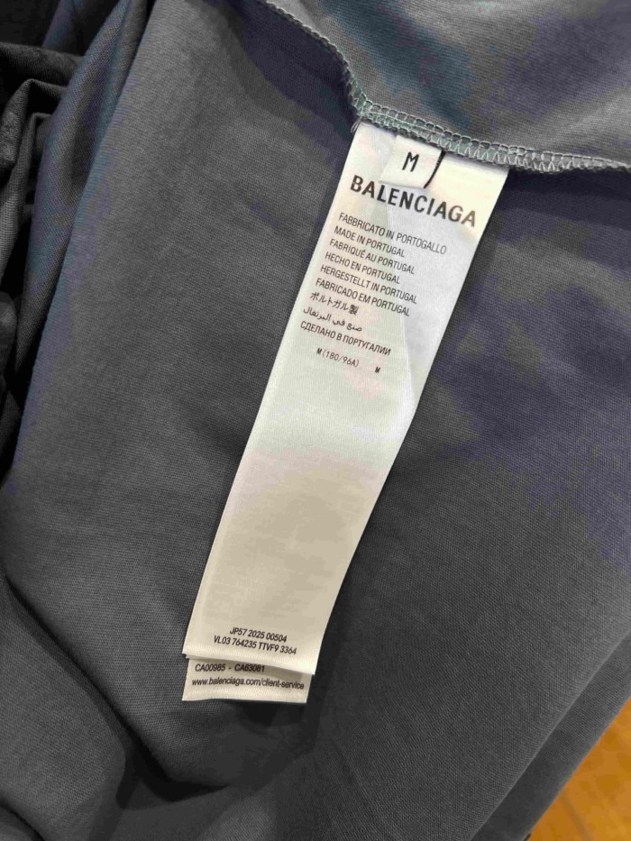 1:1 quality version Letter Embroidery Back Large Letter Print Bottom Gradient Scratch Mottled Distressed Oversized T-shirt 2 colors 29321475