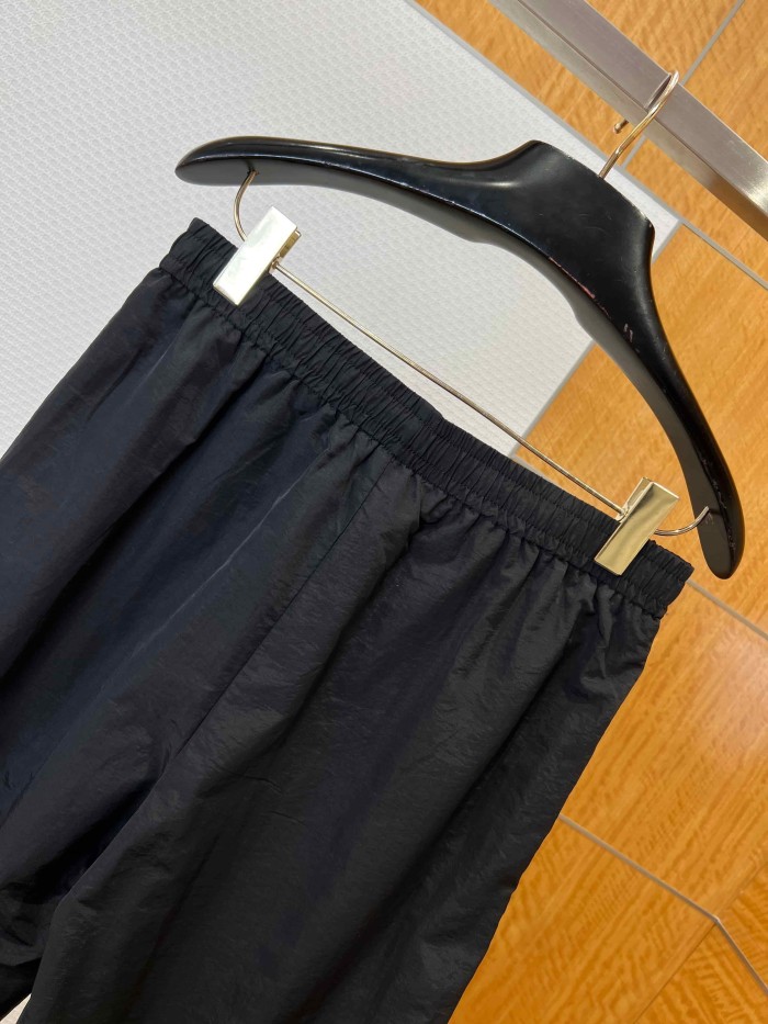 1:1 quality version Quick Dry Nylon Fabric Drawstring Elastic Waist Curved Mini Logo Embroidery Drape Wide Leg Straight Athletic Pants 29321123