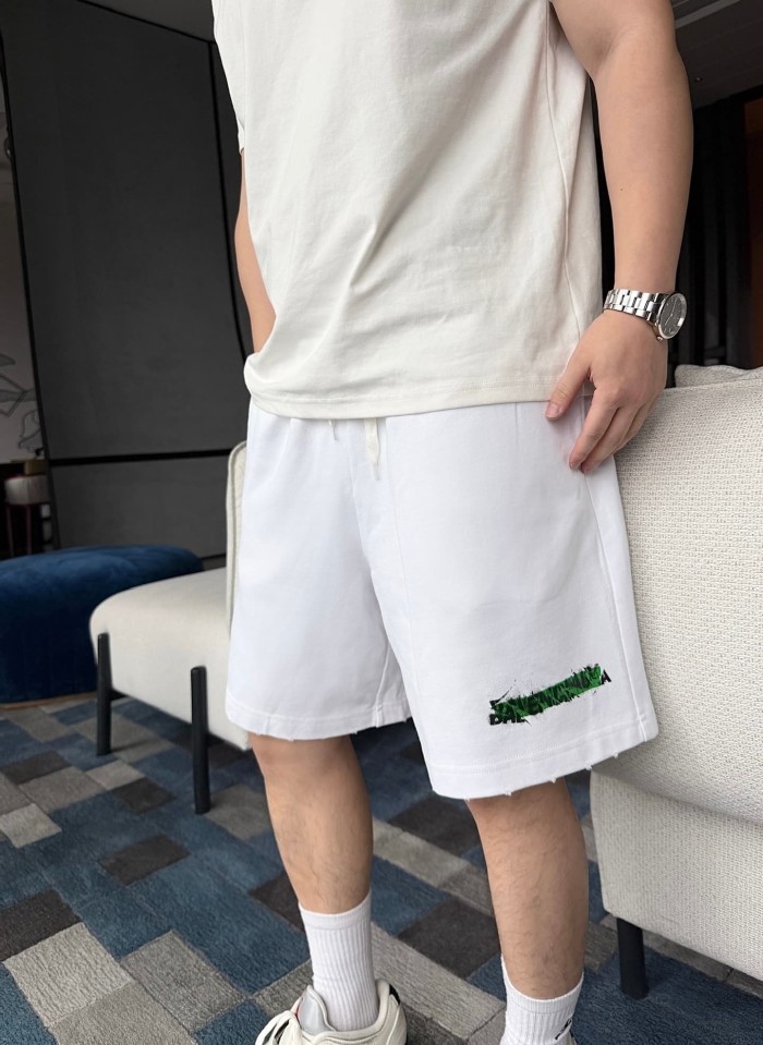 1:1 quality version  Drawstring Elastic Waist Raw Edge Hem Cracked Green Paint Letter Print Wide Leg Five Inch Athletic Sweat Shorts 29321419