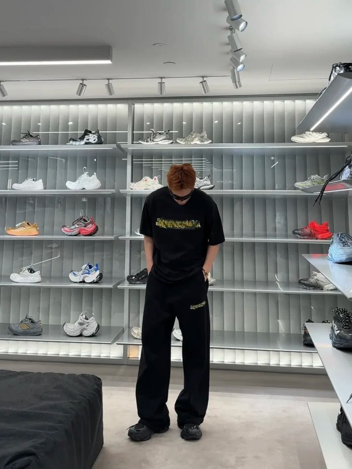 1:1 quality version Tape Cover Cracked Yellow White Splatter Ink Letter Print Oversized Drop Shoulder T-shirt 29321187