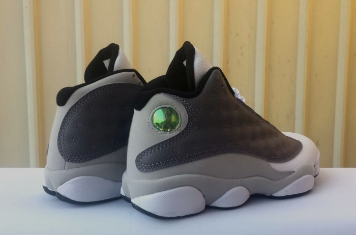 [plus-size shoes] Air @j13 Retro Atmosphere Grey Leather OG Version Men's Original Grey High-Top Vintage Basketball Shoes 29323959