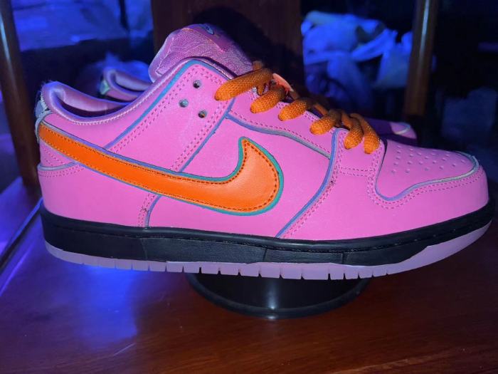 [plus-size shoes] N SB DUNK Powerpuff Girls Co-branded Blossom Pink Low Top Sneakers 29330380