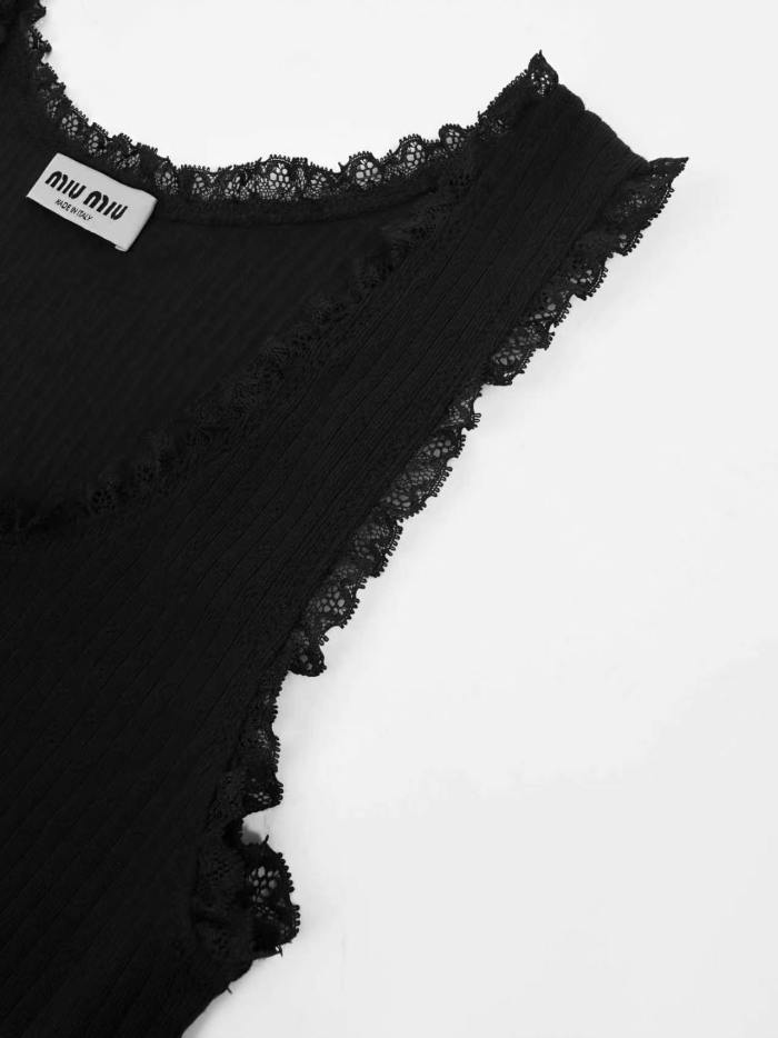 1:1 quality version U Square Neck Lace Ruffle Binding Vertical Rib Eyelet Jacquard Chest Woven Label Mini LogoTank Top 2 colors 29330300