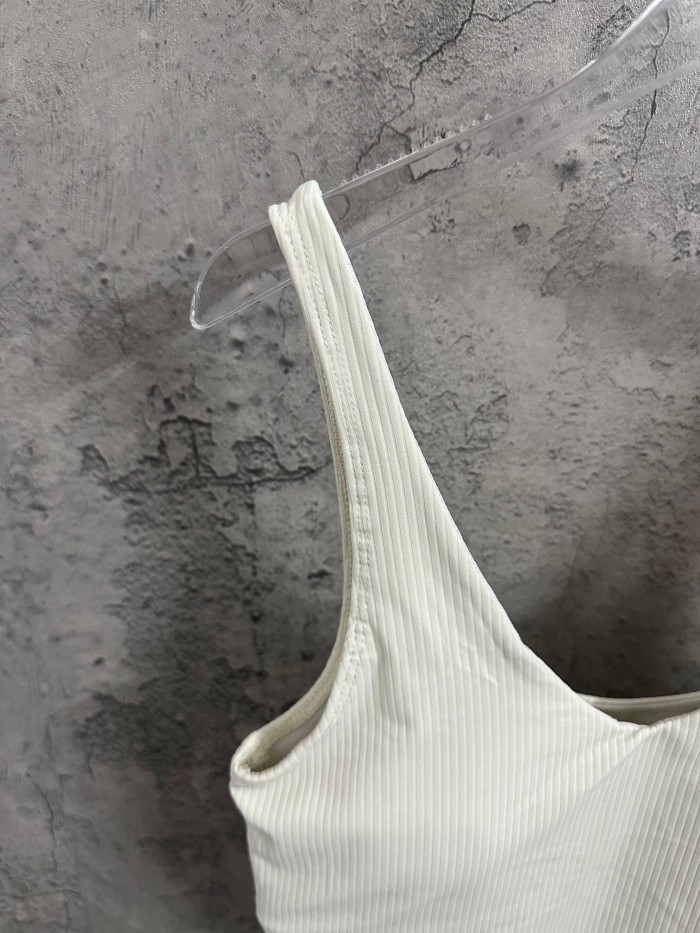 1:1 quality version V Neck Thin Strap Vertical Rib Built In Fixed Bra Pad Cropped Waist Open Back Camisole Tank Top 5 colors 29330357