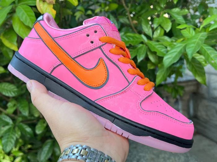 [plus-size shoes] N SB DUNK Powerpuff Girls Co-branded Blossom Pink Low Top Sneakers 29330380