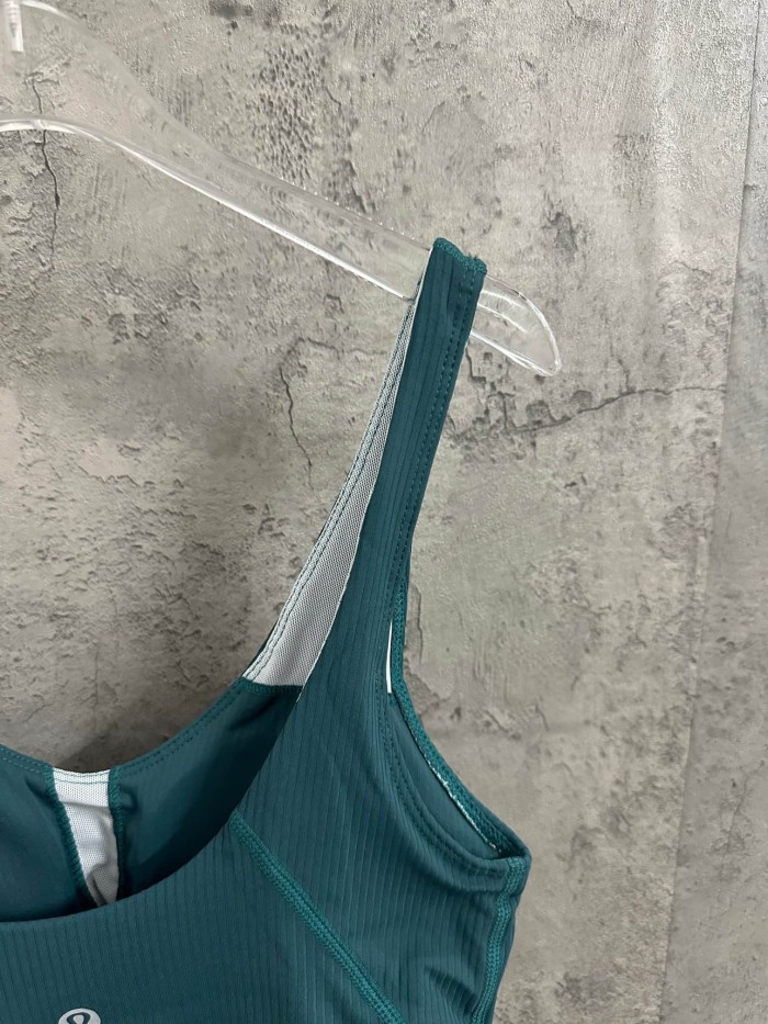 1:1 quality version V Neck Thin Strap Vertical Rib Built In Fixed Bra Pad Cropped Waist Open Back Camisole Tank Top 5 colors 29330357