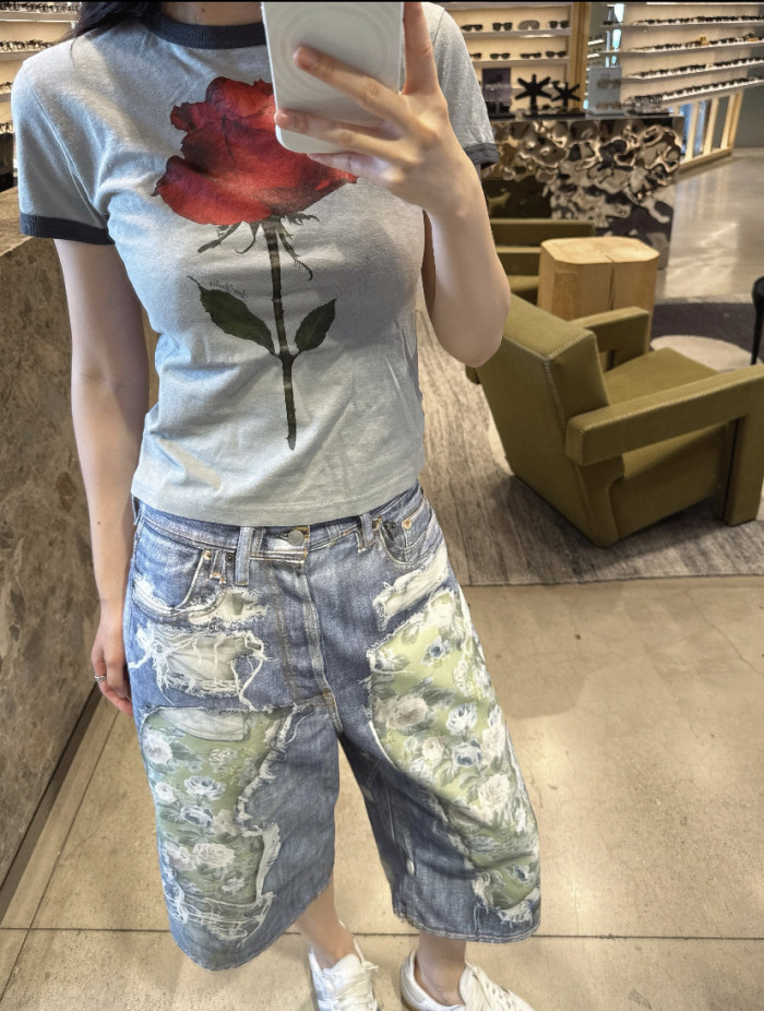 1:1 quality version Heavy Wash Bleach Torn Rip Fray Vintage Floral Lining Patch Baggy Loose Five Inch Denim Bermuda Shorts 29330260