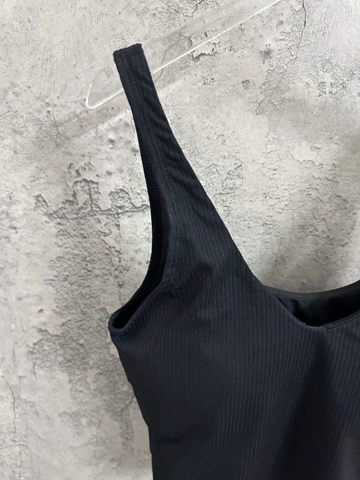 1:1 quality version V Neck Thin Strap Vertical Rib Built In Fixed Bra Pad Cropped Waist Open Back Camisole Tank Top 5 colors 29330357