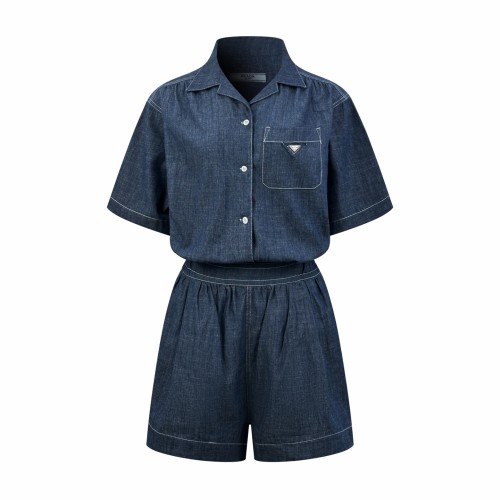 1:1 quality version Triangle Metal Badge Short Sleeve Shirt Elastic Waist Gathered Wide Leg Bermuda Shorts Two Piece Casual Set 29330316
