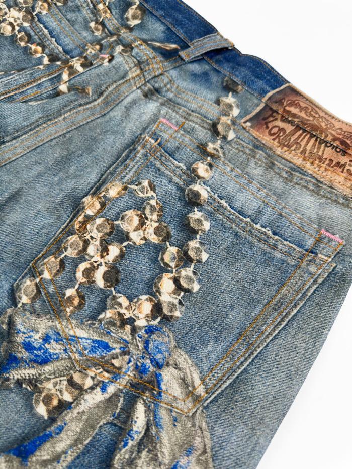 1:1 quality version Metal Chain Print Hanging Plush Bear Bow Embroidery Small Rip Loose Straight Denim Jeans 29330290