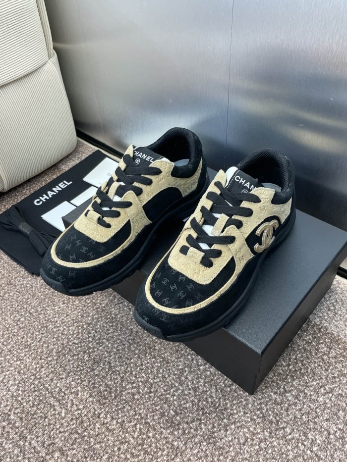 1:1 quality version Full Repeat CC Logo Embossed Stitching Lace Up Comfortable Platform Sole Running Sneakers 3 colors 29332735