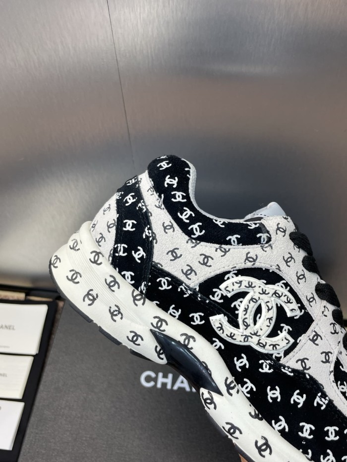 1:1 quality version All Over CC Logo Print Lace Up Low Top Platform Running Sneakers 3 colors 29332720