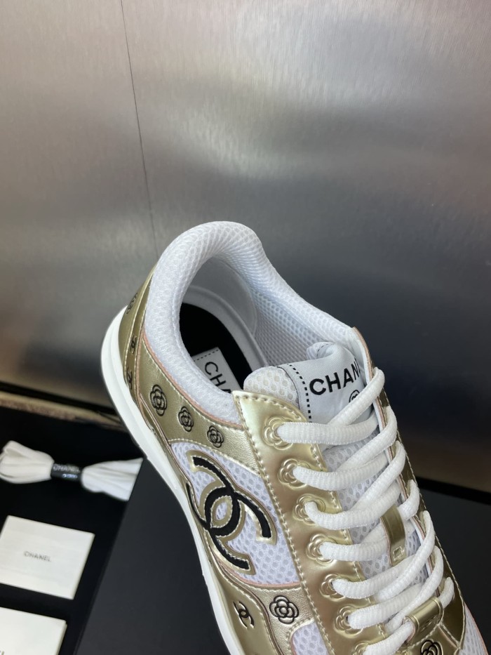 1:1 quality version Camellia CC Logo Print Metallic Leather Mesh Lace Up Low Top Running Sneakers 5 colors 29332747