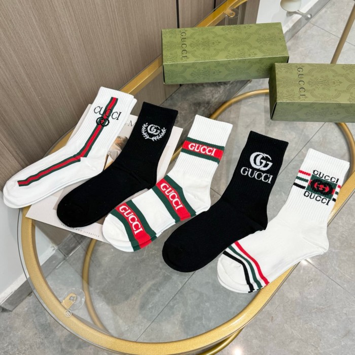 Classic Red Green Web Stripe Interlocking GG Letter Mid Calf Socks 5 Pairs Per Box 29332328
