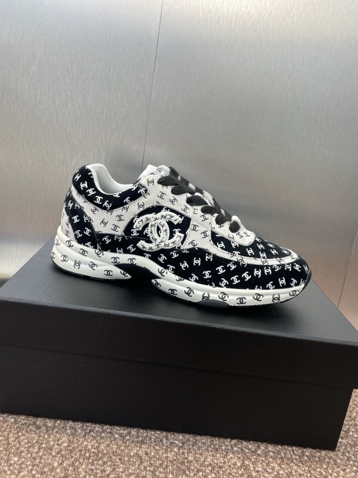 1:1 quality version All Over CC Logo Print Lace Up Low Top Platform Running Sneakers 3 colors 29332720