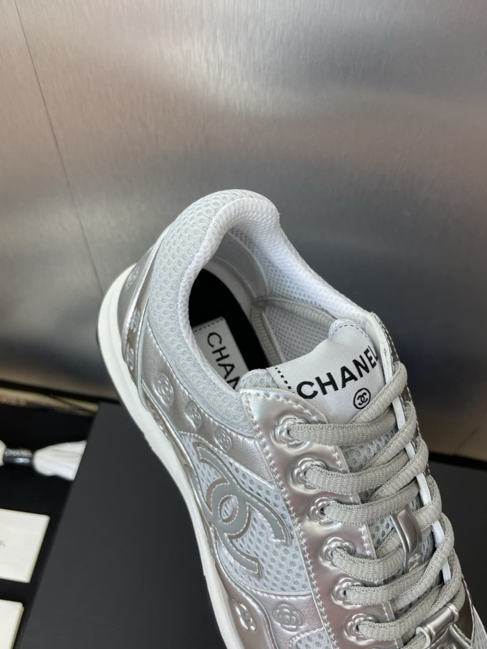 1:1 quality version Camellia CC Logo Print Metallic Leather Mesh Lace Up Low Top Running Sneakers 5 colors 29332747
