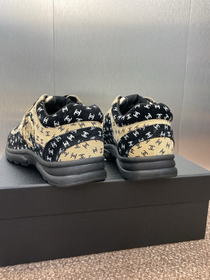 1:1 quality version All Over CC Logo Print Lace Up Low Top Platform Running Sneakers 3 colors 29332720