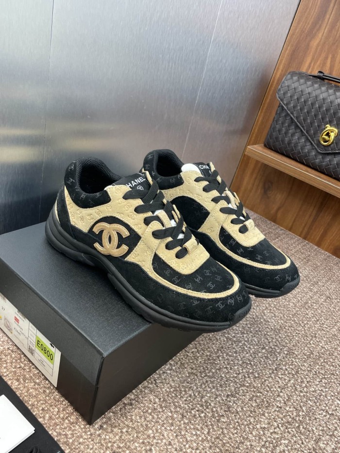 1:1 quality version Full Repeat CC Logo Embossed Stitching Lace Up Comfortable Platform Sole Running Sneakers 3 colors 29332735