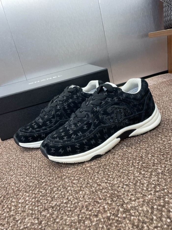 1:1 quality version Full Repeat CC Logo Embossed Stitching Lace Up Comfortable Platform Sole Running Sneakers 3 colors 29332735