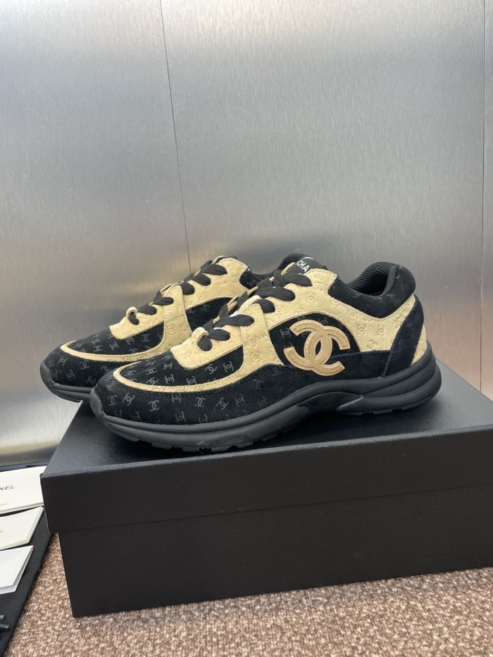 1:1 quality version Full Repeat CC Logo Embossed Stitching Lace Up Comfortable Platform Sole Running Sneakers 3 colors 29332735
