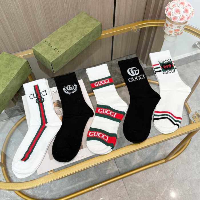Classic Red Green Web Stripe Interlocking GG Letter Mid Calf Socks 5 Pairs Per Box 29332328