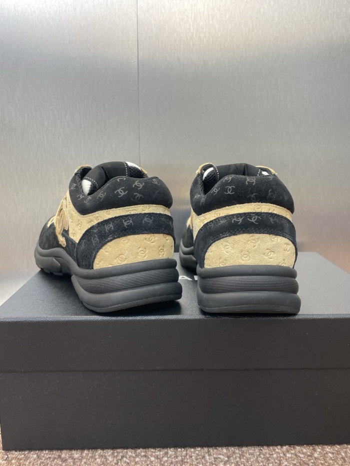 1:1 quality version Full Repeat CC Logo Embossed Stitching Lace Up Comfortable Platform Sole Running Sneakers 3 colors 29332735