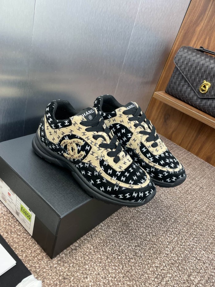 1:1 quality version All Over CC Logo Print Lace Up Low Top Platform Running Sneakers 3 colors 29332720