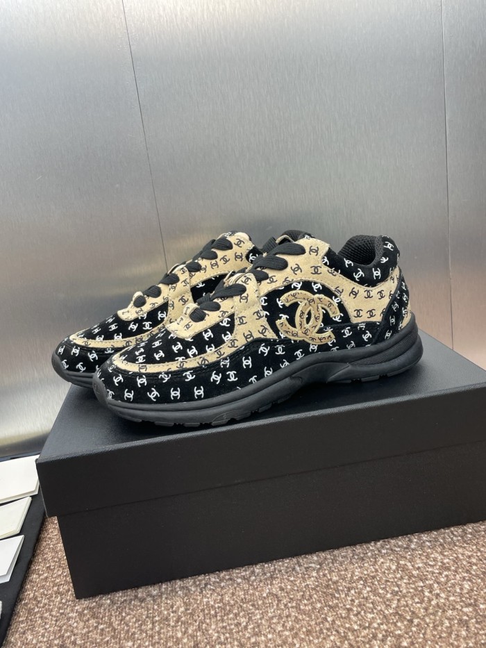 1:1 quality version All Over CC Logo Print Lace Up Low Top Platform Running Sneakers 3 colors 29332720