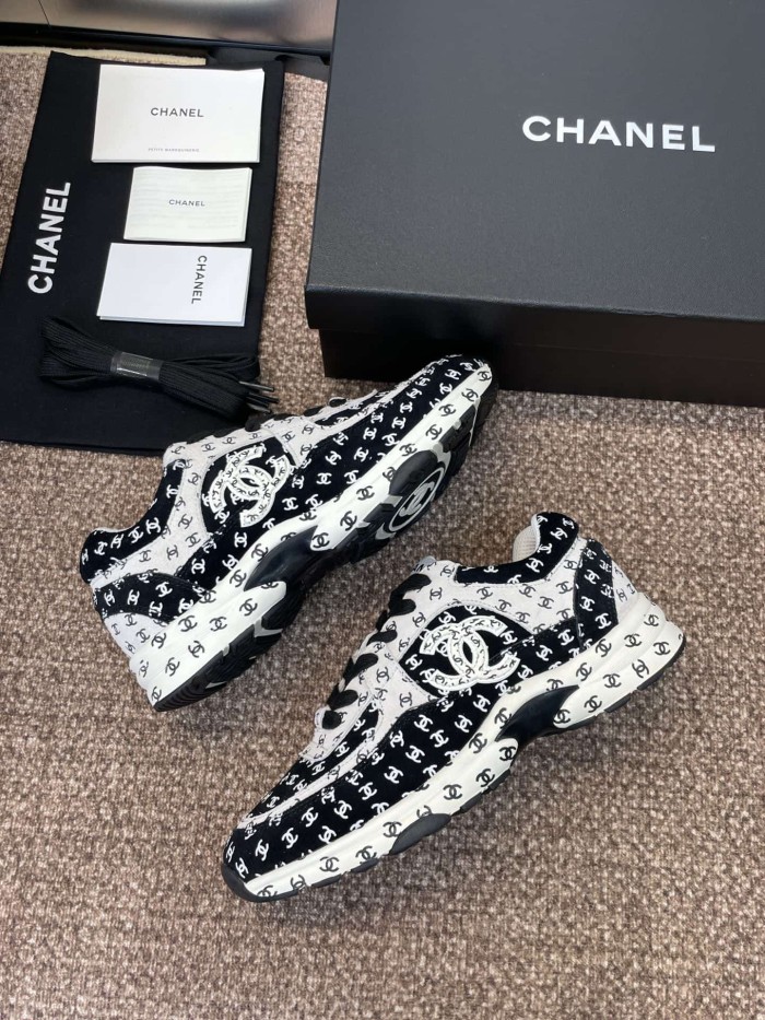 1:1 quality version All Over CC Logo Print Lace Up Low Top Platform Running Sneakers 3 colors 29332720