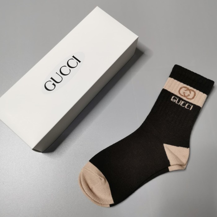 Interlocking GG Milk Coffee Brown White Stripe Thick Cashmere Mid Calf Socks 5 Pairs Per Box 29332326