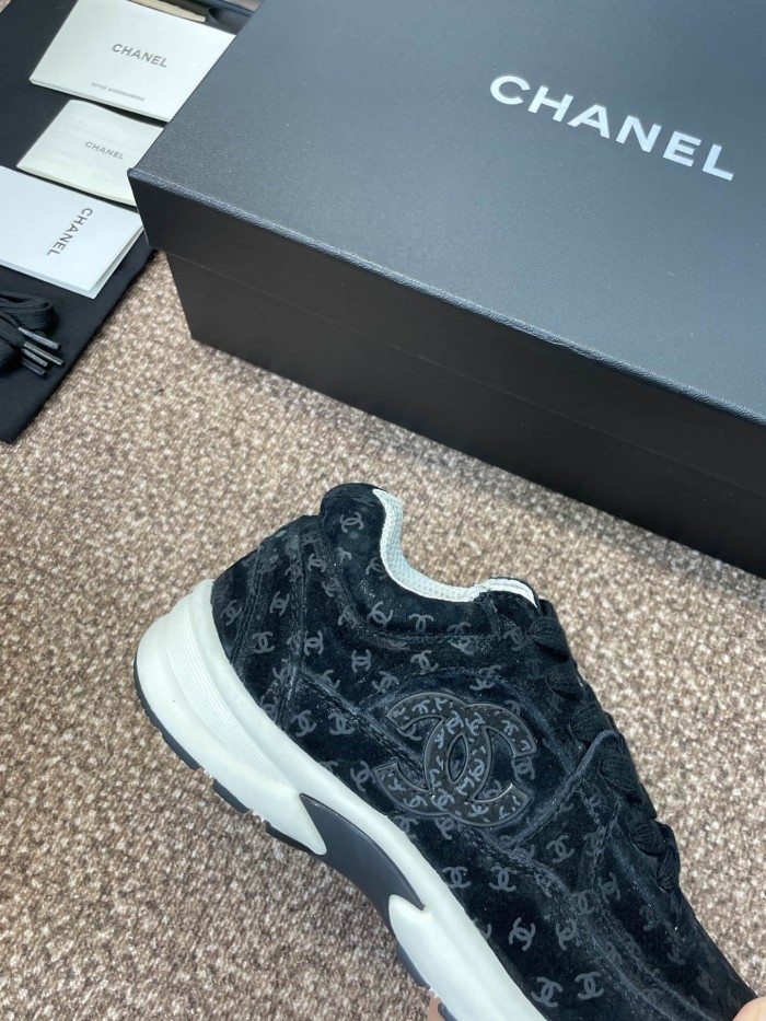 1:1 quality version Full Repeat CC Logo Embossed Stitching Lace Up Comfortable Platform Sole Running Sneakers 3 colors 29332735