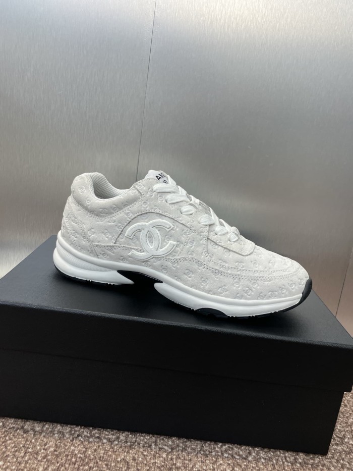 1:1 quality version Full Repeat CC Logo Embossed Stitching Lace Up Comfortable Platform Sole Running Sneakers 3 colors 29332735