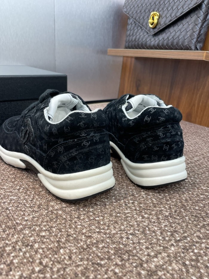 1:1 quality version Full Repeat CC Logo Embossed Stitching Lace Up Comfortable Platform Sole Running Sneakers 3 colors 29332735