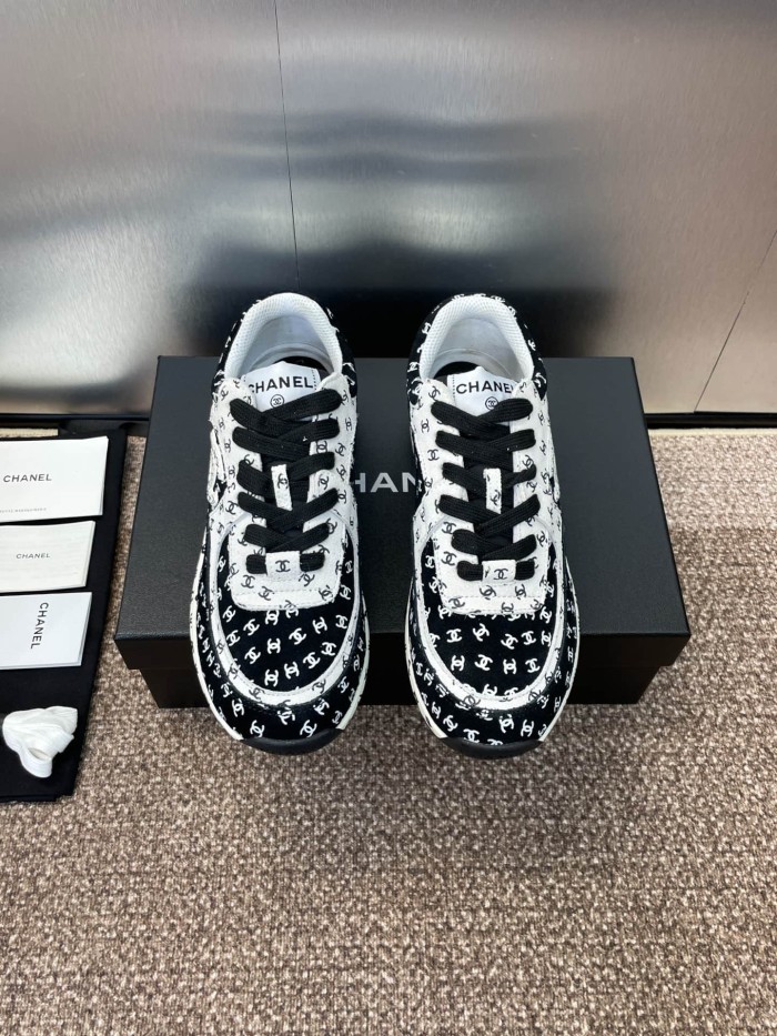 1:1 quality version All Over CC Logo Print Lace Up Low Top Platform Running Sneakers 3 colors 29332720
